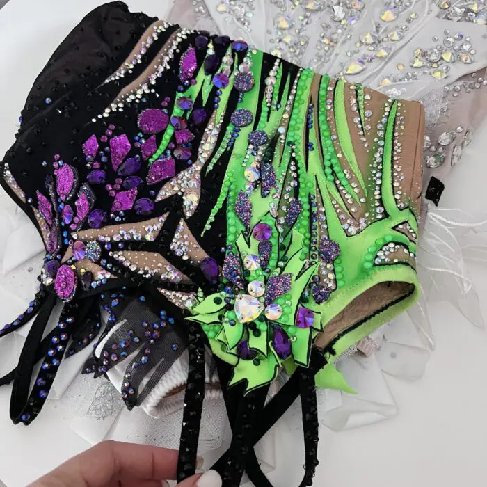 Reserva tu plaza para confeccionar un Traje de Diseño Exclusivo  KIKI NANA - Por favor, contáctame antes de reservar para consultar disponibilidad. - Imagen 12